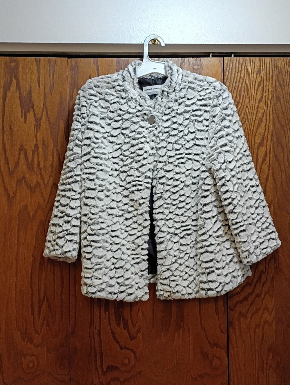 Alfred Dunner Light Cream Faux Fur Textured Jacket